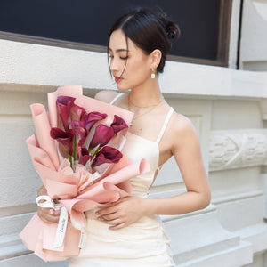 Fresh Flower Bouquet - Fuchsia Calla Lily