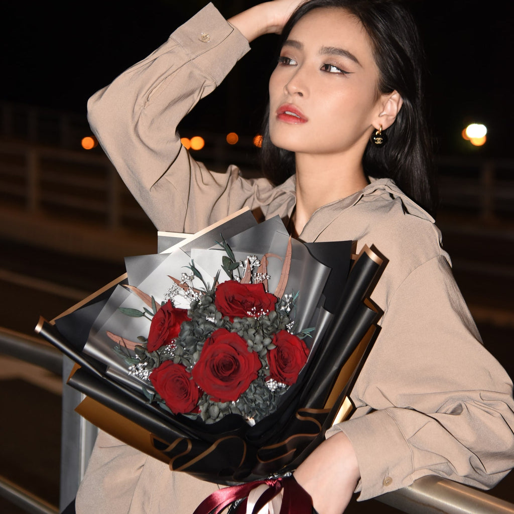 Preserved Flower Bouquet - Classic Red Roses