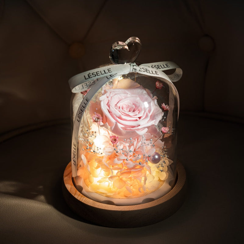 Preserved Flowers in Glass Dome 玫瑰永生花玻璃罩擺設